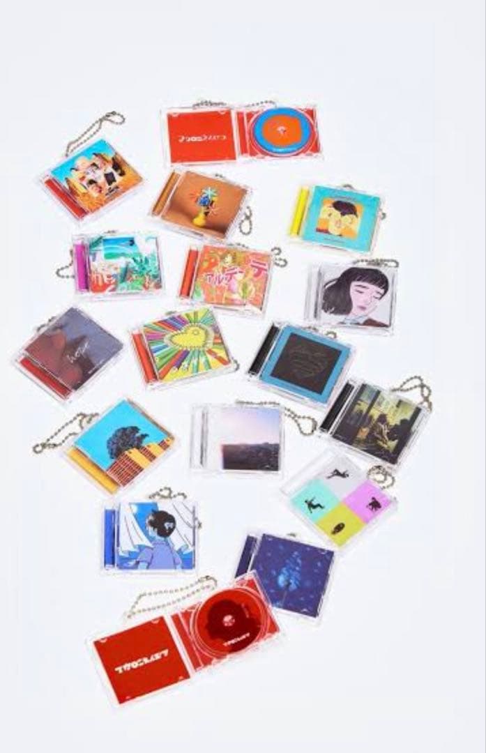 マカロニえんぴつ CD風キーホルダー いま抱きしめる足りないだけを