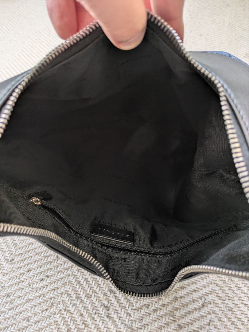 BVLGARI バッグ 美品 アスコット ワンショルダー 三日月 ロゴマニア