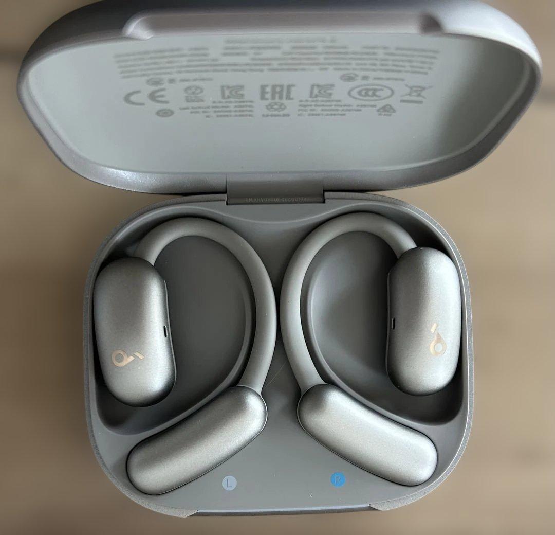 soundcore AeroFit 2 ワイヤレスイヤホン ブロンズゴールド - メルカリ