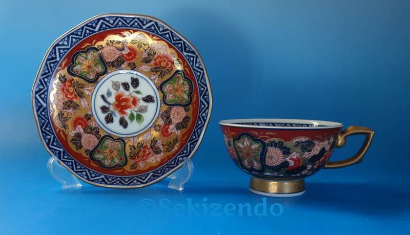 有田焼 染錦 金襴手 極錦金彩 其泉窯 カップ＆ソーサー 碗皿 珈琲碗皿