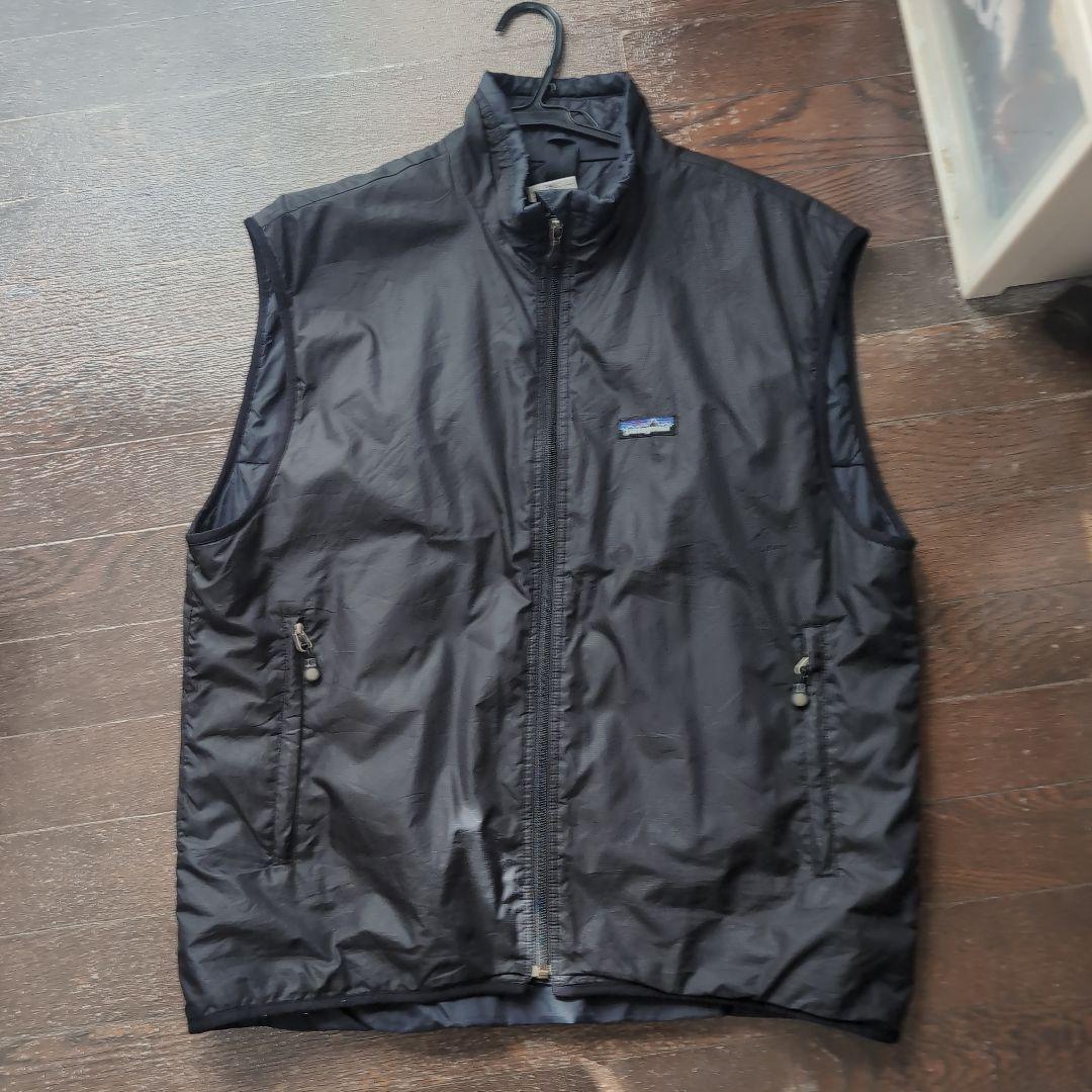 00s patagonia パフボールベスト ブラック - メルカリ