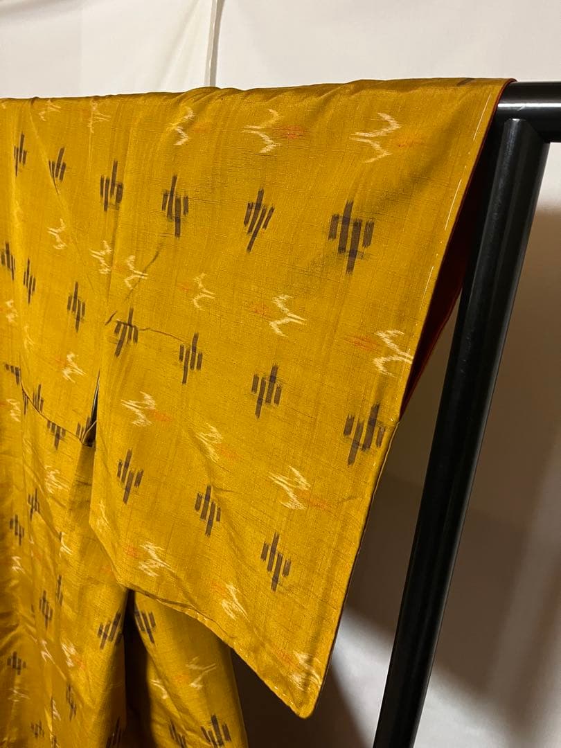 超絶逸品】○沖縄県伝統工芸品○【琉球絣】○天然染料○手引真綿○紬