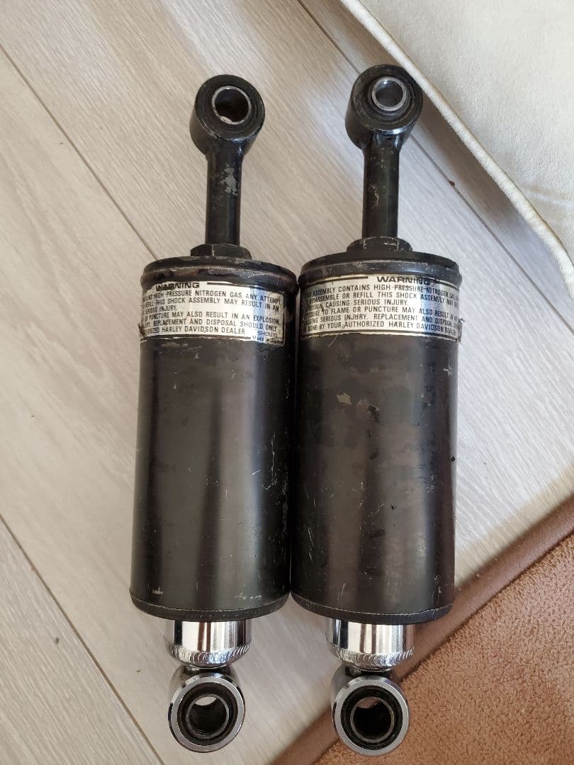 ハーレー純正エボ ソフテイル リアサスペンション - メルカリ