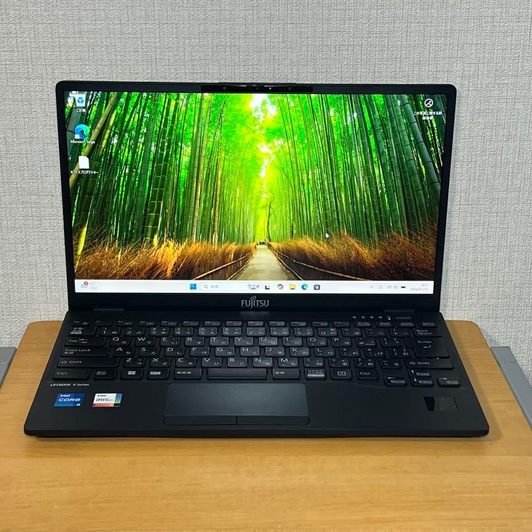 Fujitsu Lifebook U9312/J i5第12世代／オフィス付き 驚異の700g台を実現した13.3型ノート「Fujitsu LIFEBOOK U9312/J
