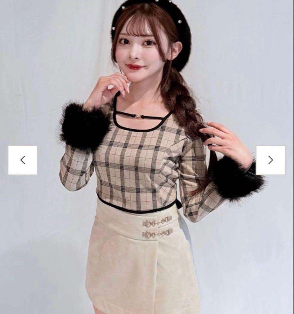 NOMAE ファーカフスバックリボントップス ベージュチェック クラシカルエルフ Classical Elf パッと目を惹く華やかコーデに。前後