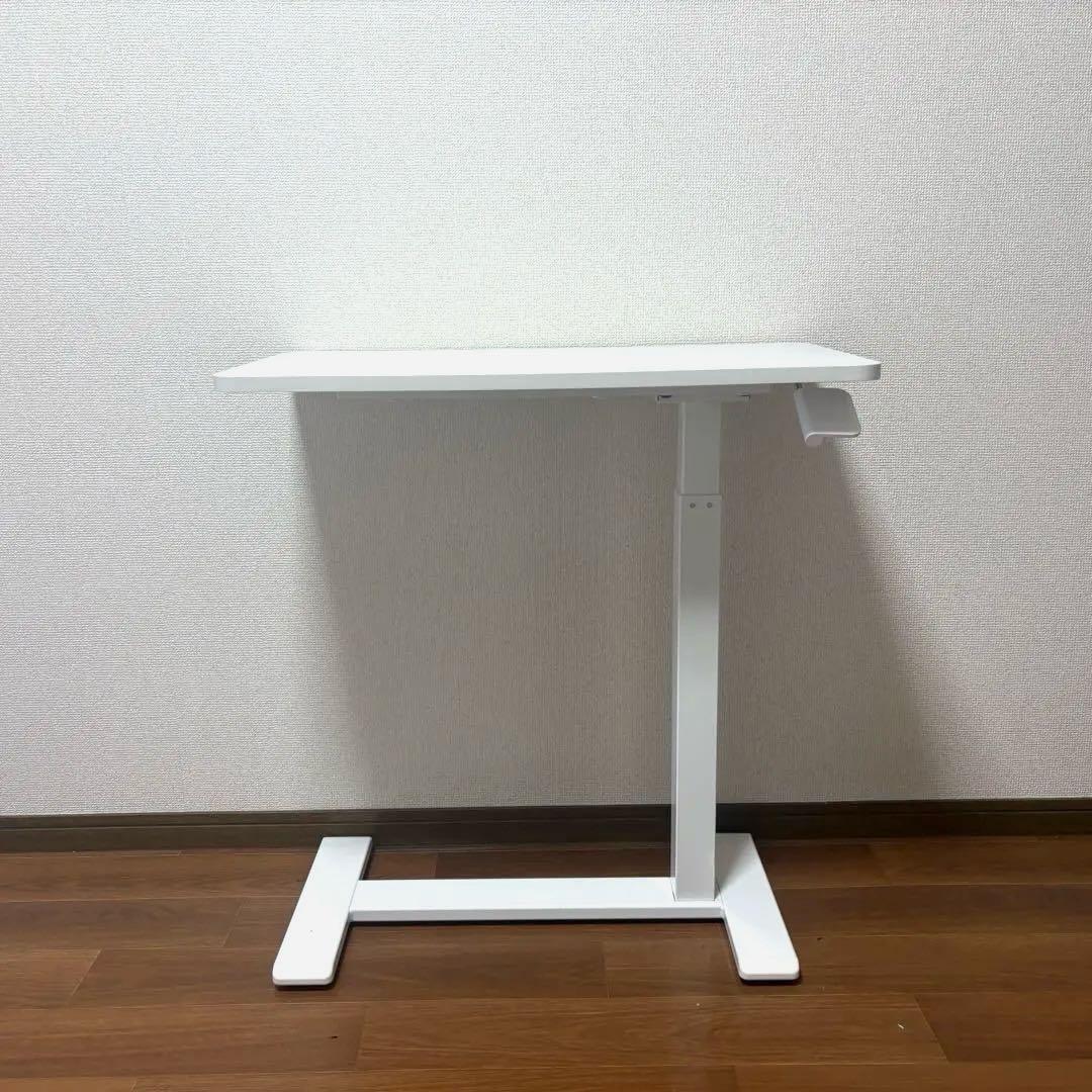IKEA BOLLSIDAN 昇降式サイドテーブル 白 - メルカリ