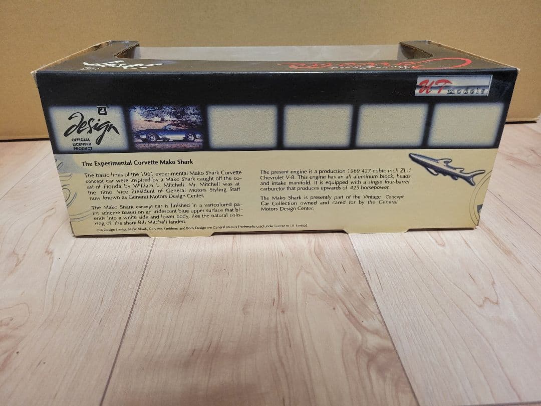 Chevrolet Corvette Mako Shark 1/18 シボレー - メルカリ