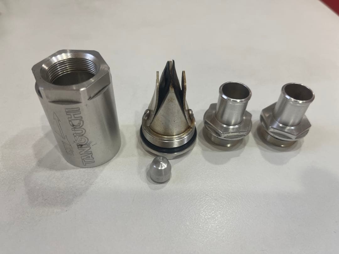 ジムニー タニグチ クランクデコンプバルブ jb23 ja11 - メルカリ