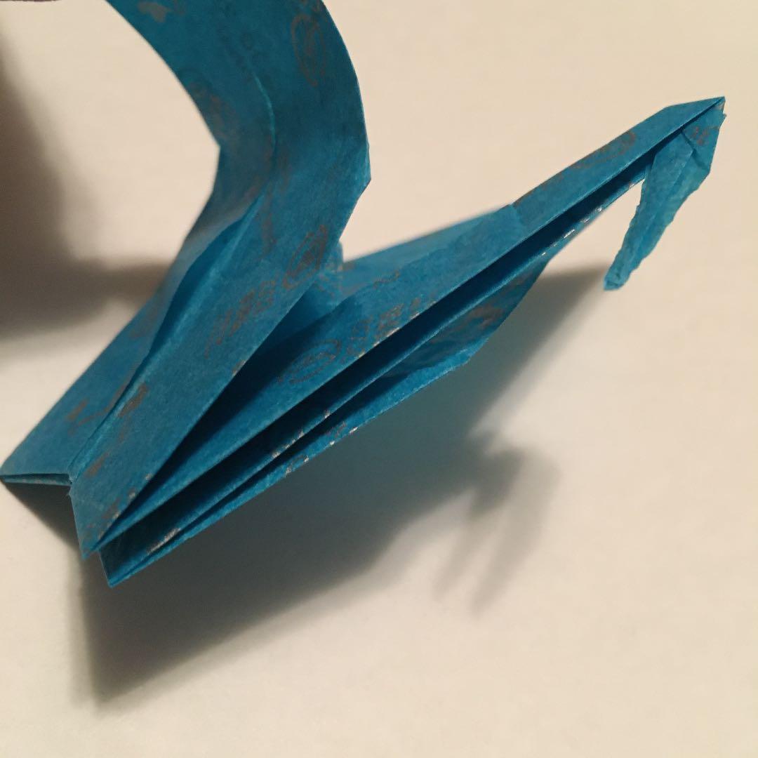 レア物】2002 FIFA WORLD CUP：決勝戦で使用の折り鶴 - メルカリ