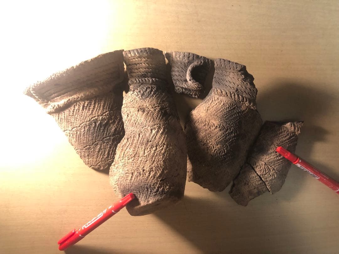 縄文土器の欠片 No.535」です。 - メルカリ