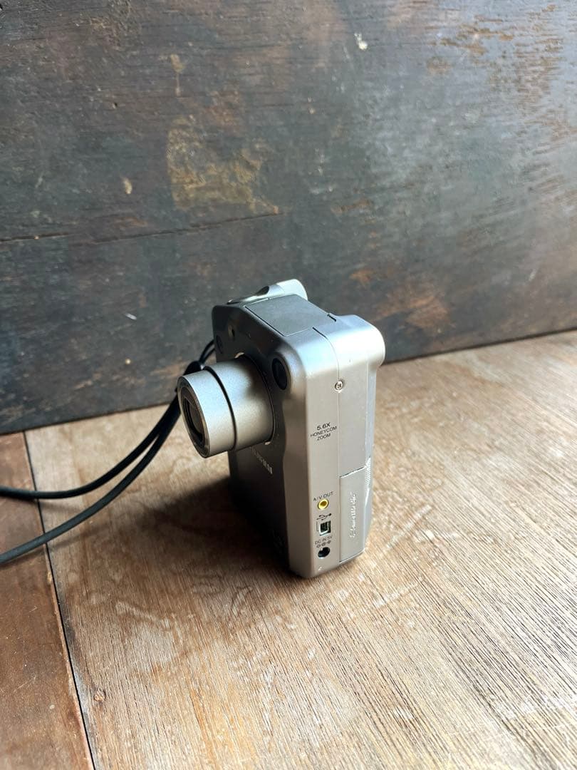 値下げ】FUJIFILM FinePix 4800Z 動作品 オールドコンデジ - メルカリ