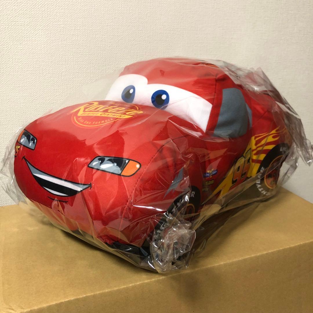 ライトニング・マックィーン　超BIGぬいぐるみ Amazon.co.jp: カーズ ぬいぐるみ クッション ライトニング
