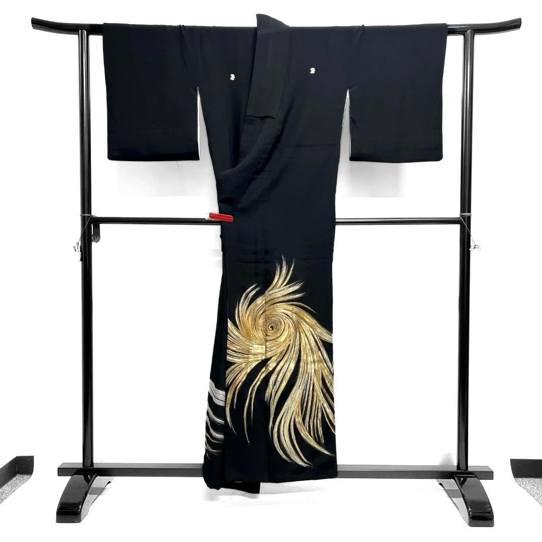 黒留袖 五つ紋 比翼付き 金糸 銀糸 金彩 銀彩 渦巻き 着物 103b d