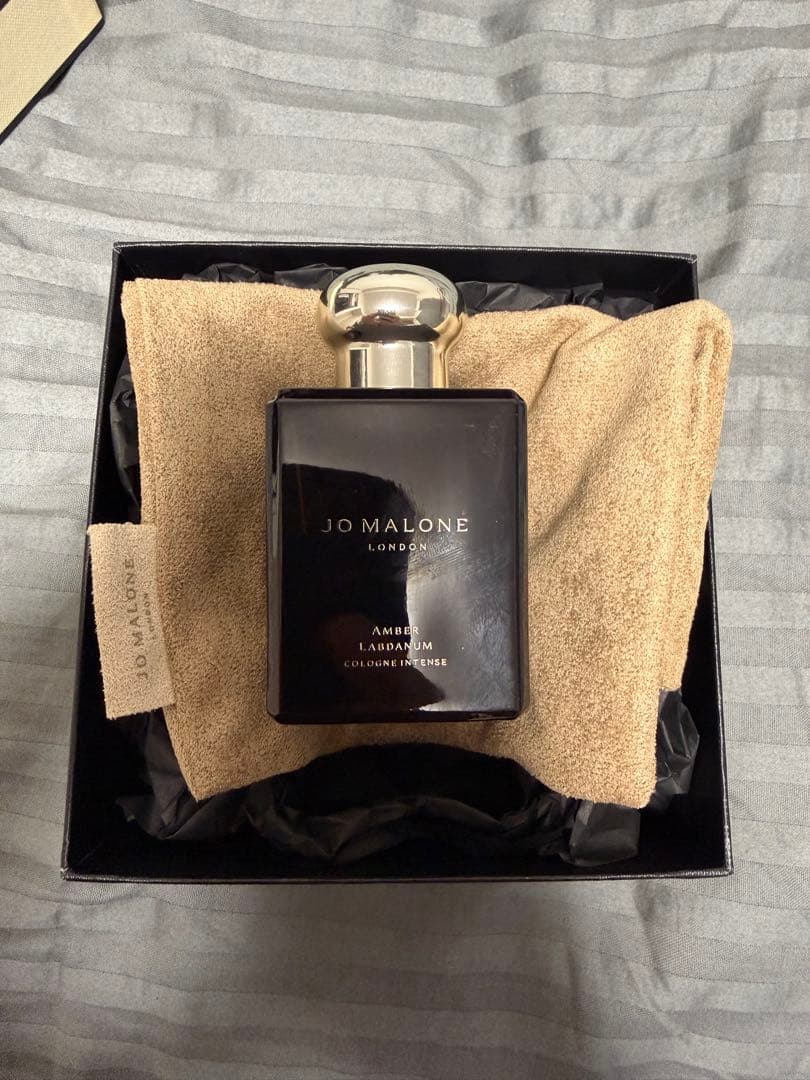 JO MALONE LONDON アンバー ラブダナム コロン インテンス FY26_CI-AL_nav-cologne.jpg