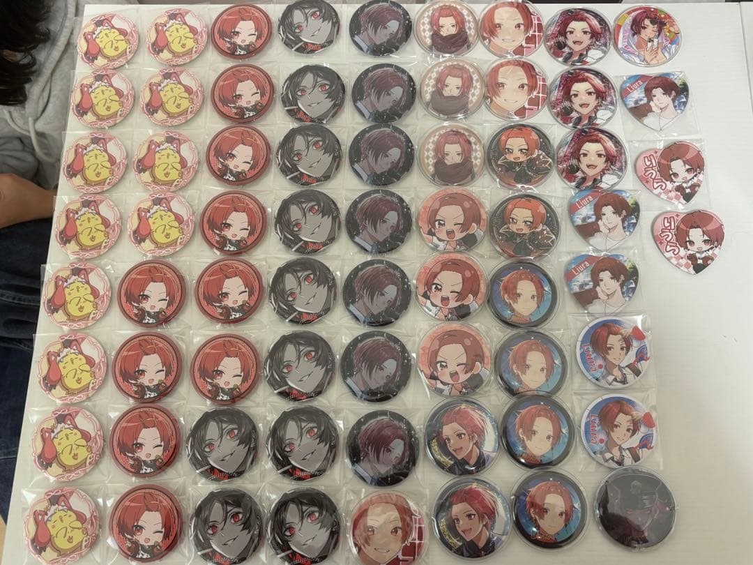 いれいす　りうら　缶バッジ　まとめ売り Amazon.co.jp: いれいす りうら りうらくん 缶バッジ ハート缶バッジ