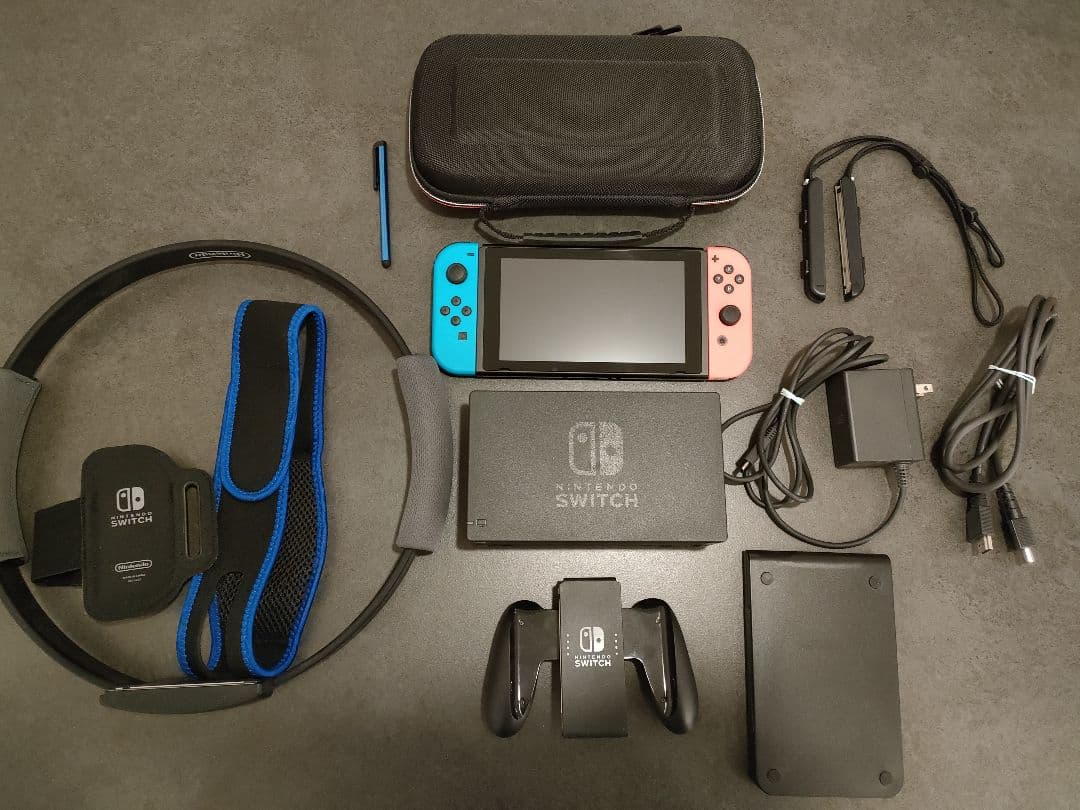 Nintendo Switch リングフィットアドベンチャーセット　ケース付き Amazon.co.jp: リングフィット アドベンチャー -Switch (【Amazon.co