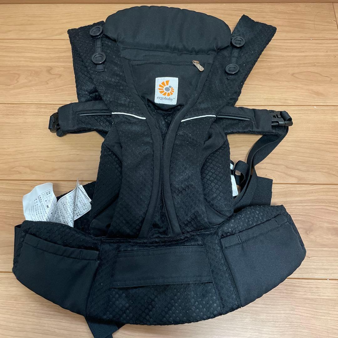 OMNI BREEZE オムニ ブリーズ エルゴベビー オニキスブラック OMNI Breeze / オニキスブラック | エルゴベビー オンラインストア