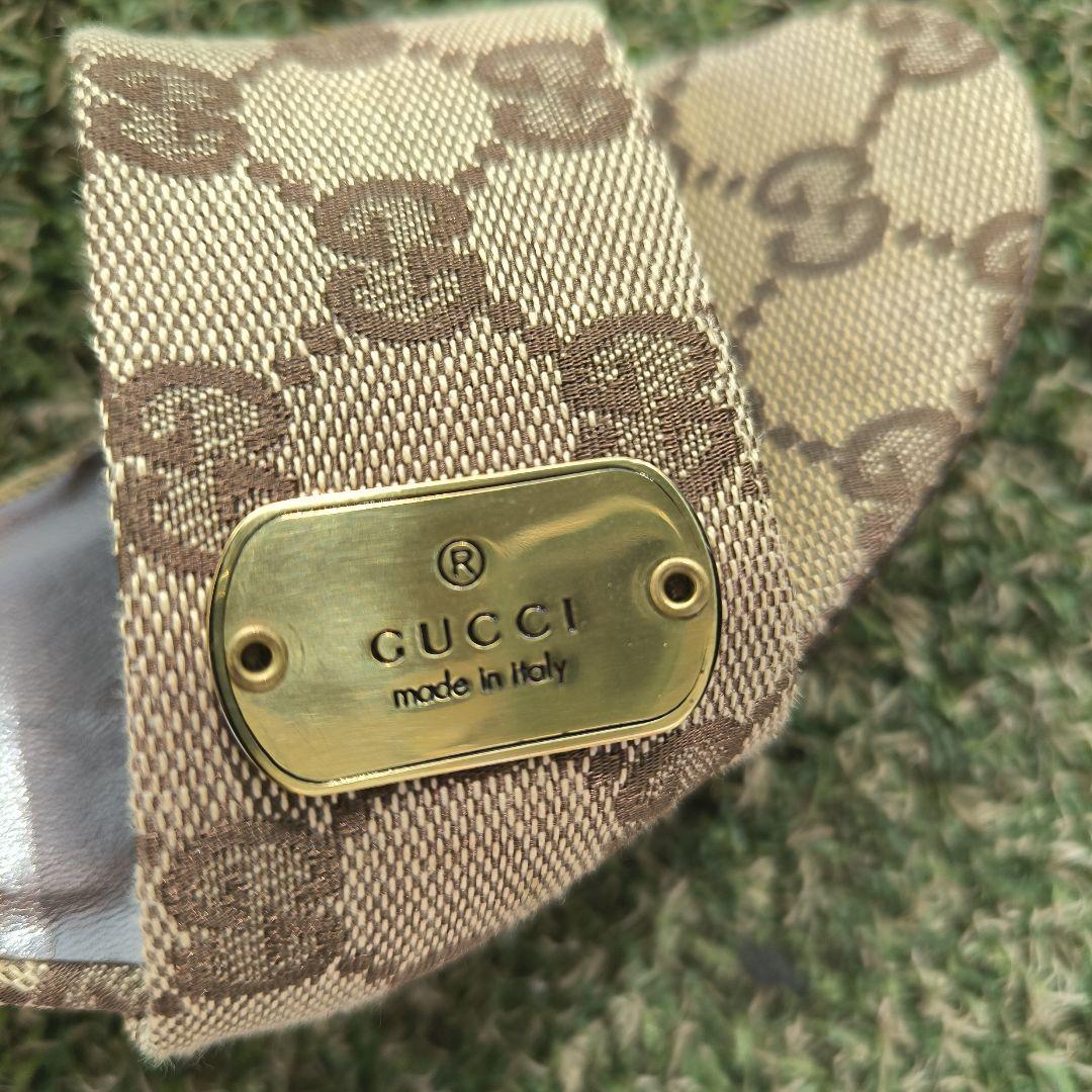 GUCCI ロゴ入りサンダル 35.5C　日本サイズで約22〜22.5cm