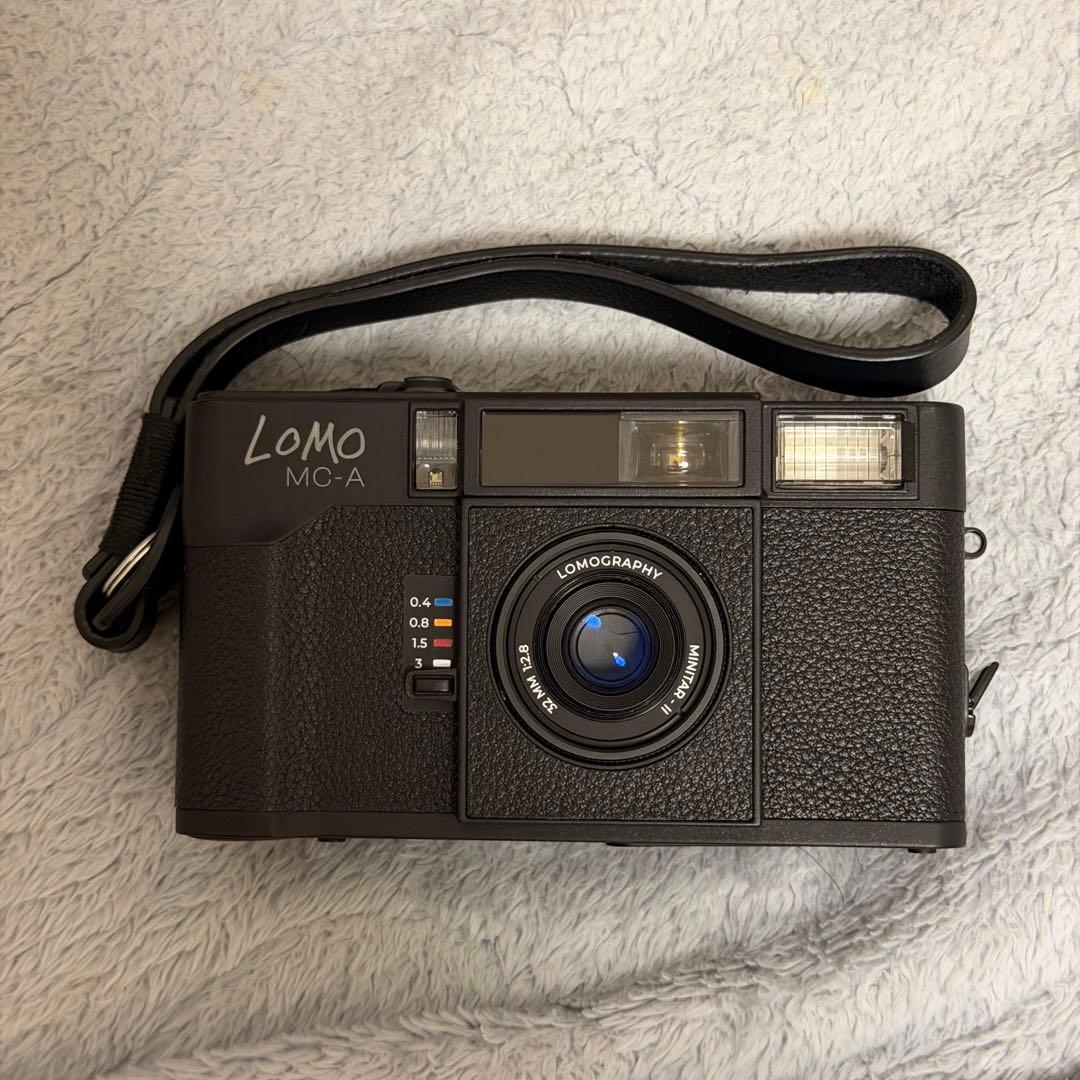 Lomo MC-A 35 mm FilmCamera Black 【中古極美品】 - メルカリ