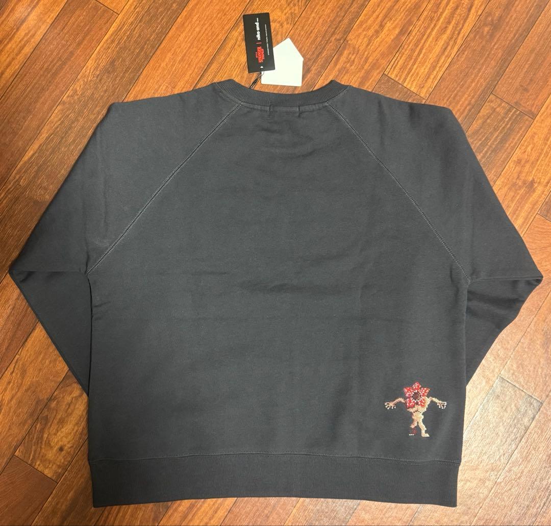 ストレンジャーシングス niko and… アソートスウェット チャコール