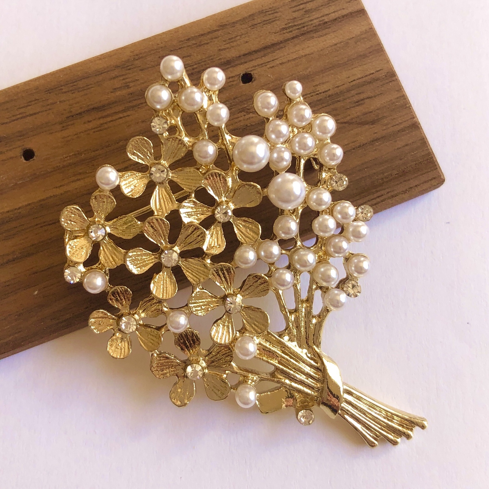 花束ブローチ】 ゴールド ブーケ パール フラワー ブローチ 卒業式