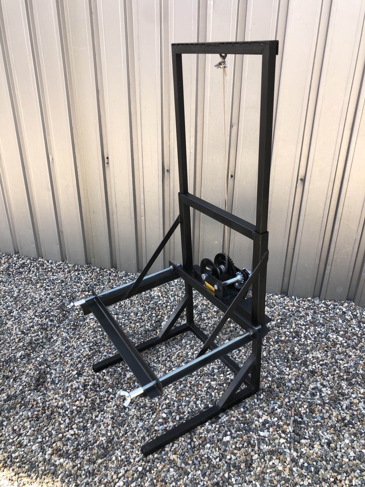 日本蜜蜂 対応巣箱台用 持ち上げ機 - MAMESHIBA48'S GALLERY | minne