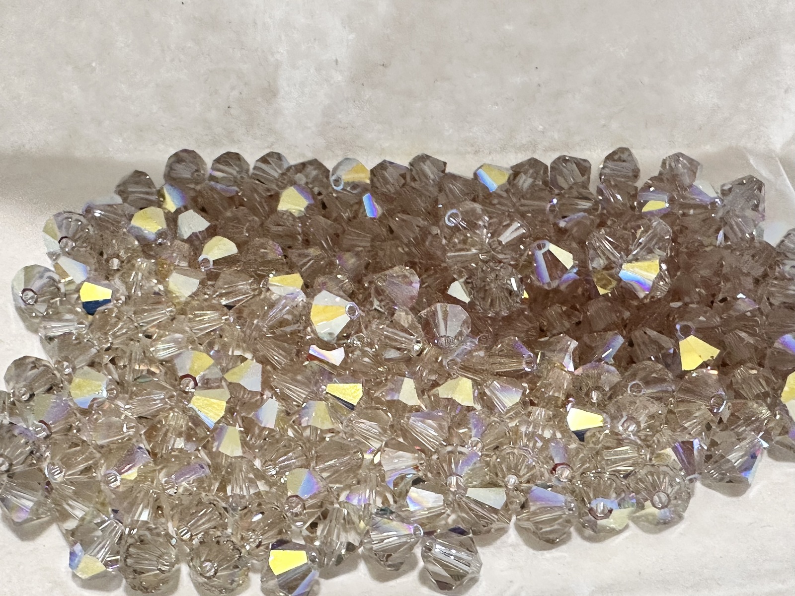 スワロフスキービーズ カンタロープオーロラ 6mm 5粒 - ＊Rainbow