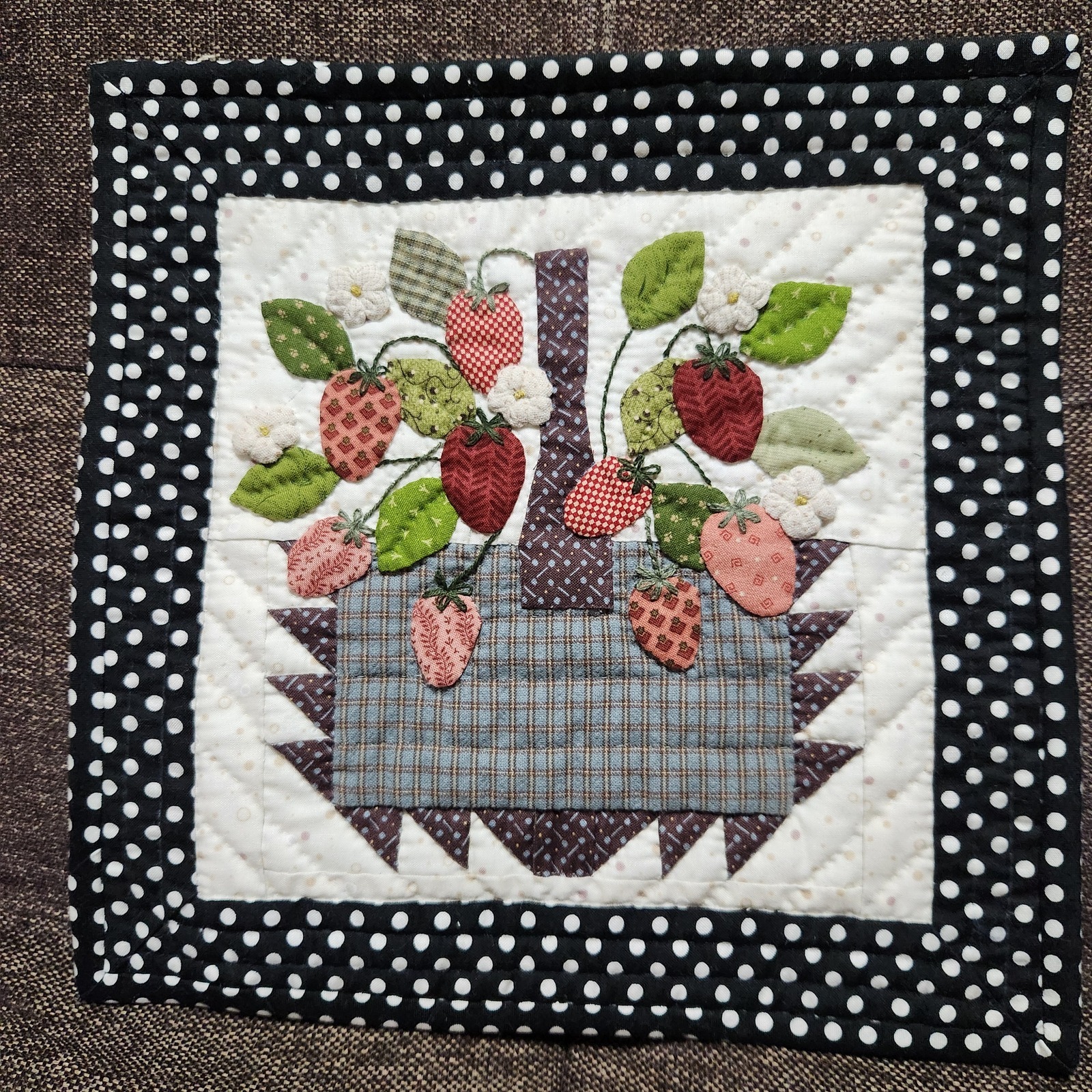 マンスリーキルト(2月)のパッチワークタペストリー - ままきると