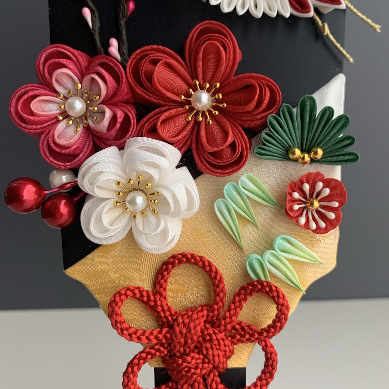 花束のような羽子板 つまみ細工 初正月 初節句 ハンドメイド ひな祭り