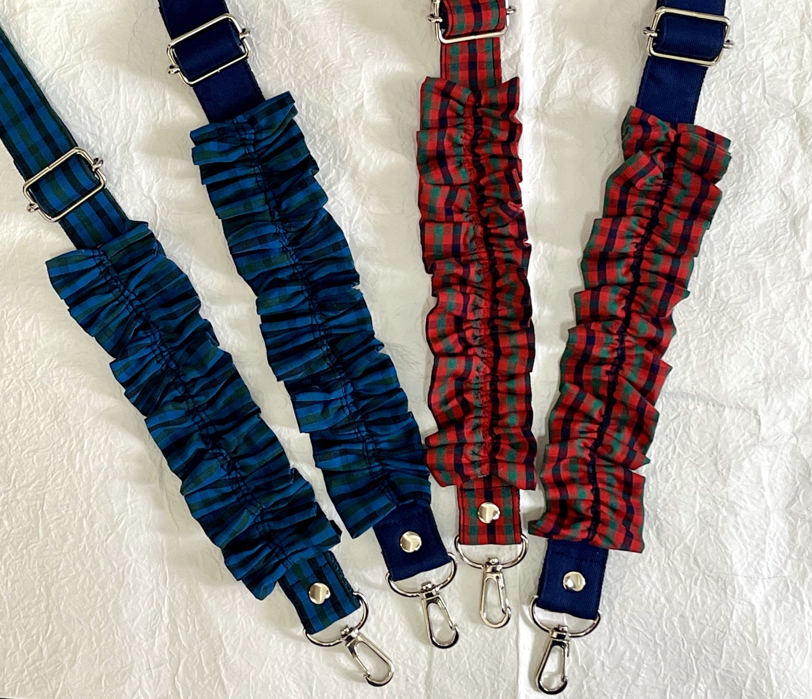 ハンドメイドチャーム付ファミリアチェック&デニムスマホストラップ