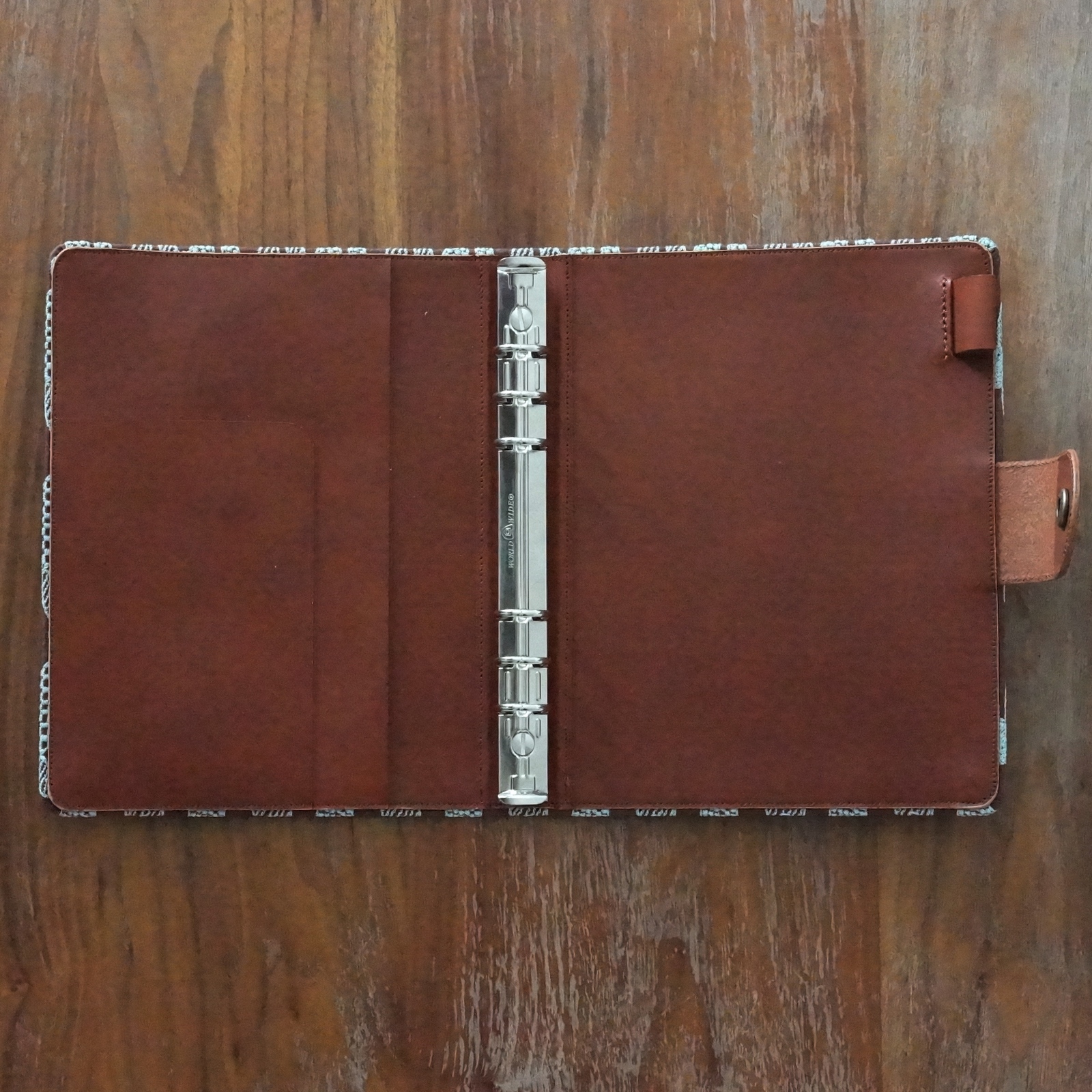 即納】ミナペルホネン ポンピア A5サイズ6穴システム手帳 - ZENRYU