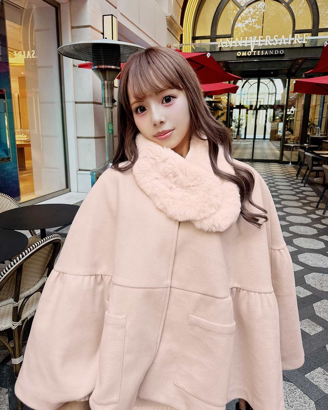 ファーティペット付きポンチョ ベージュ | ファッション通販＆メディア