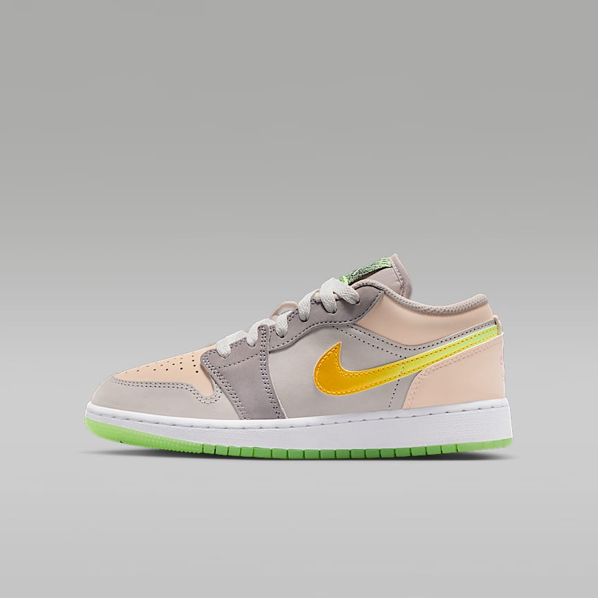 Nike Hyperdunk 2017 Low EP Basketball Shoes. Nike SG