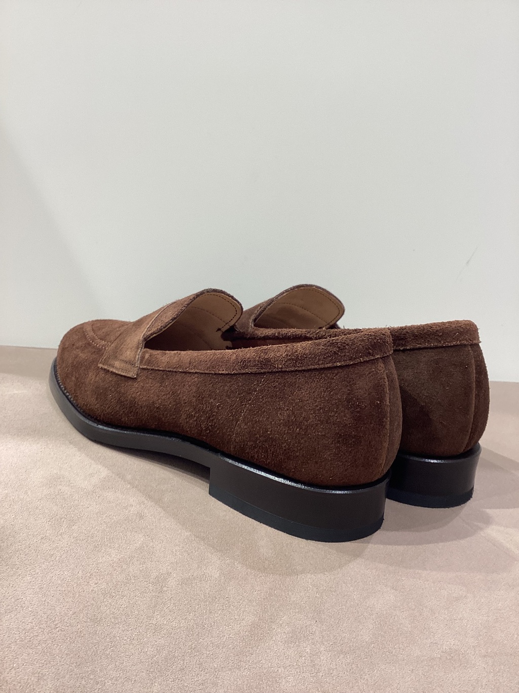 秋ファッション～ブラウンスエード・ローファー | 靴のリーガル