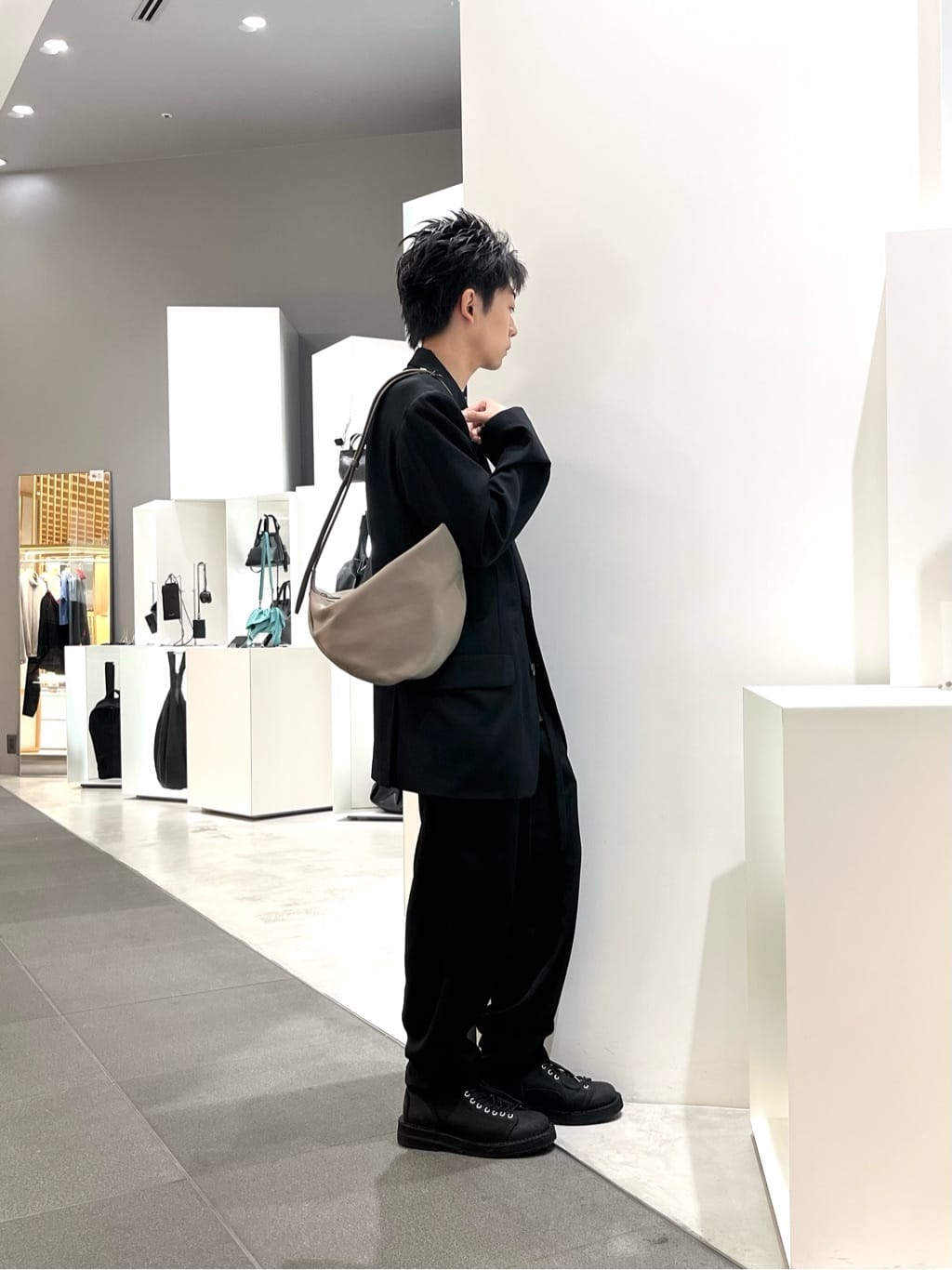 STAFF STYLING｜THE SHOP YOHJI YAMAMOTO