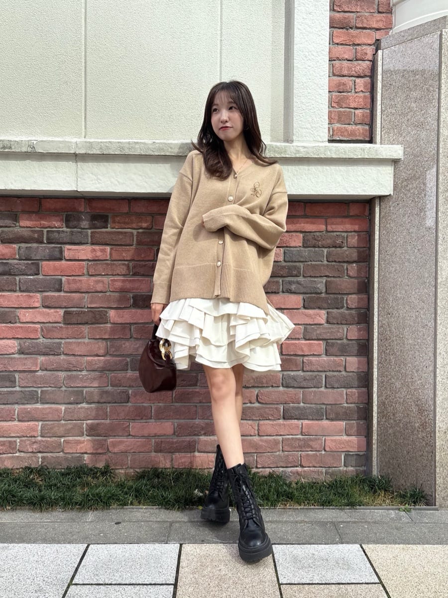 スタッフコーディネート】〈美香さんコラボ〉カーデ×ペプラムワンピSET