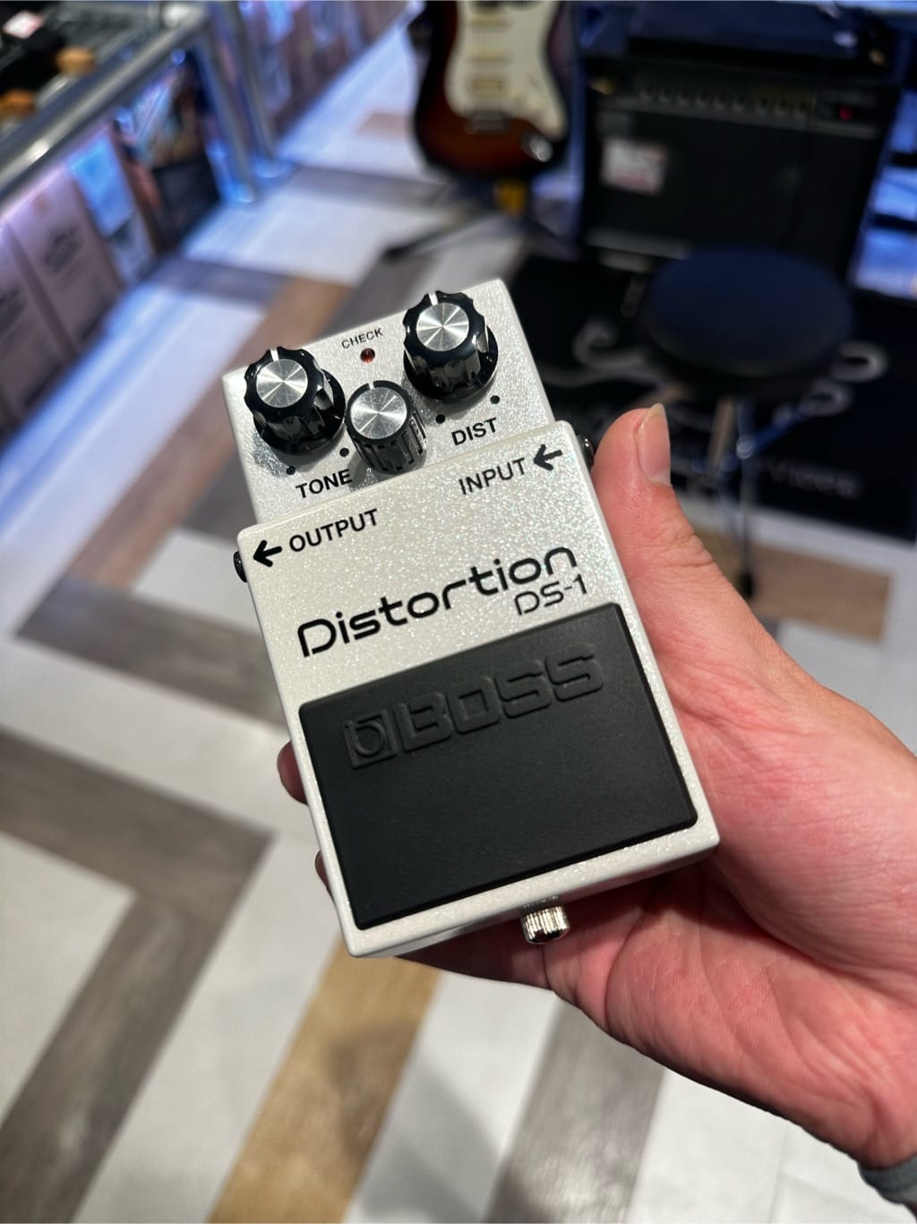 BOSS GT-1-WH [Guitar Effects Processor]（ホワイトカラー限定生産