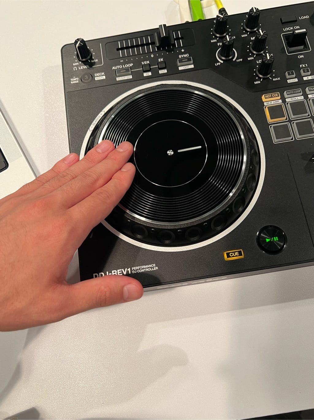 Pioneer DJ DDJ-REV1 【Serato DJ Lite 対応 DJコントローラー】2023