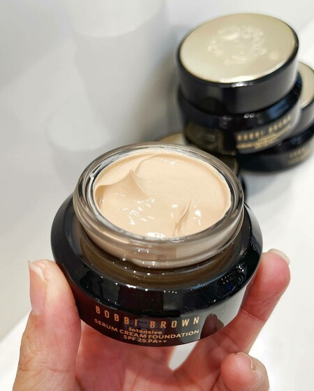 インテンシブ セラム クリーム ファンデーション SPF 25（PA++