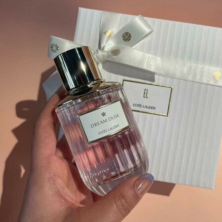 Cinnabar Eau de Parfum Spray | Estée Lauder