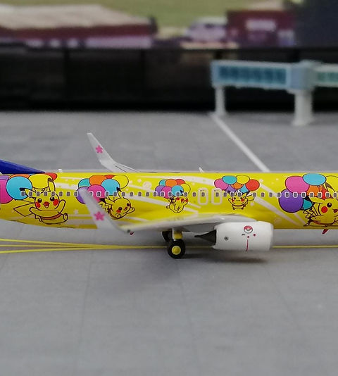 NG MODELS SKYMARK BOEING B737-800 JA73AB 