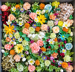 繭玉から作る花ー朝日村まゆの花の会 | 新潟県村上市