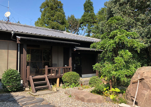 ライブラリー | 屋久島 杜の宿 羽神の郷