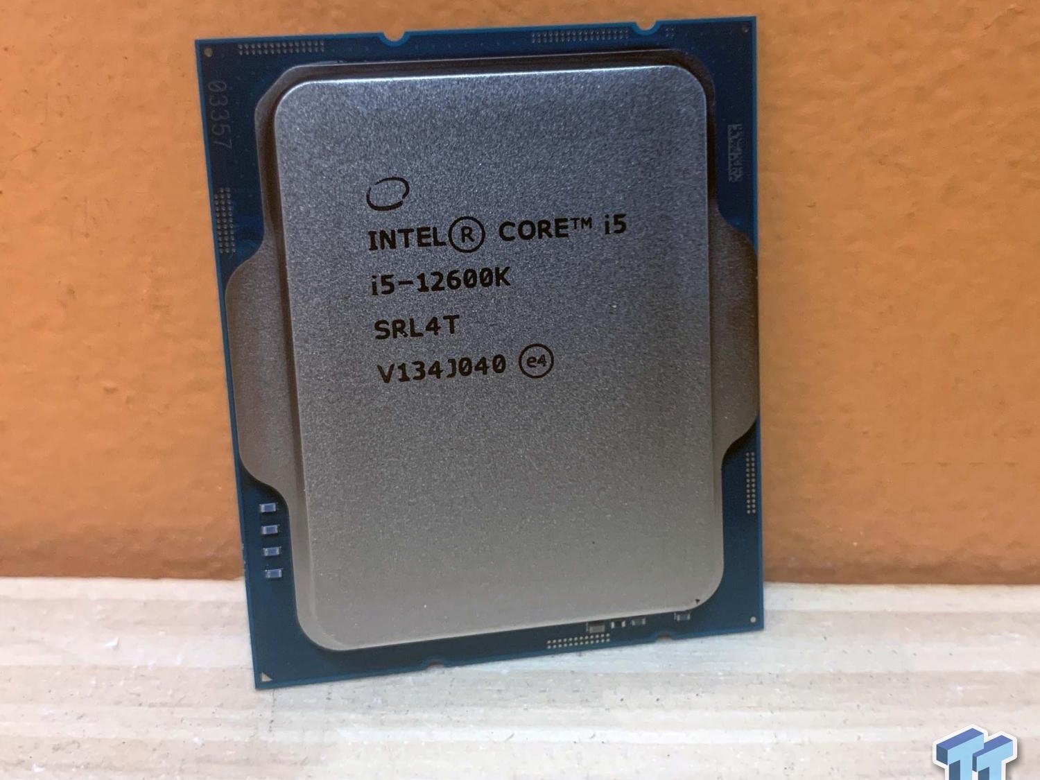 Intel Core i5-12600K 