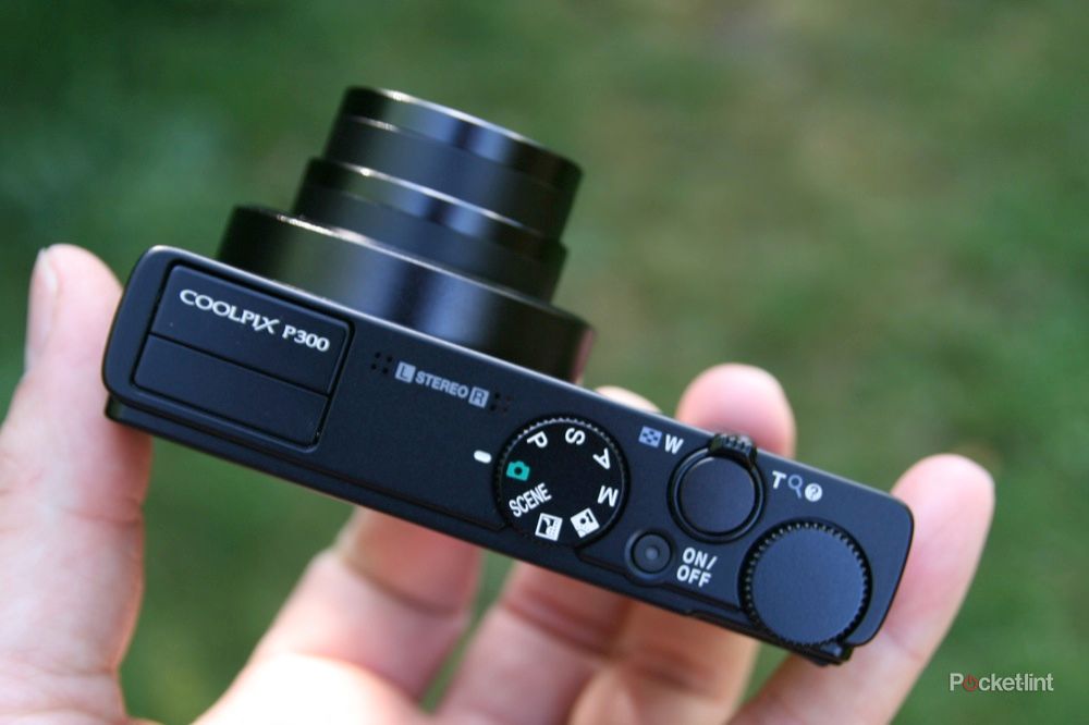 72401-cameras-review-nikon-