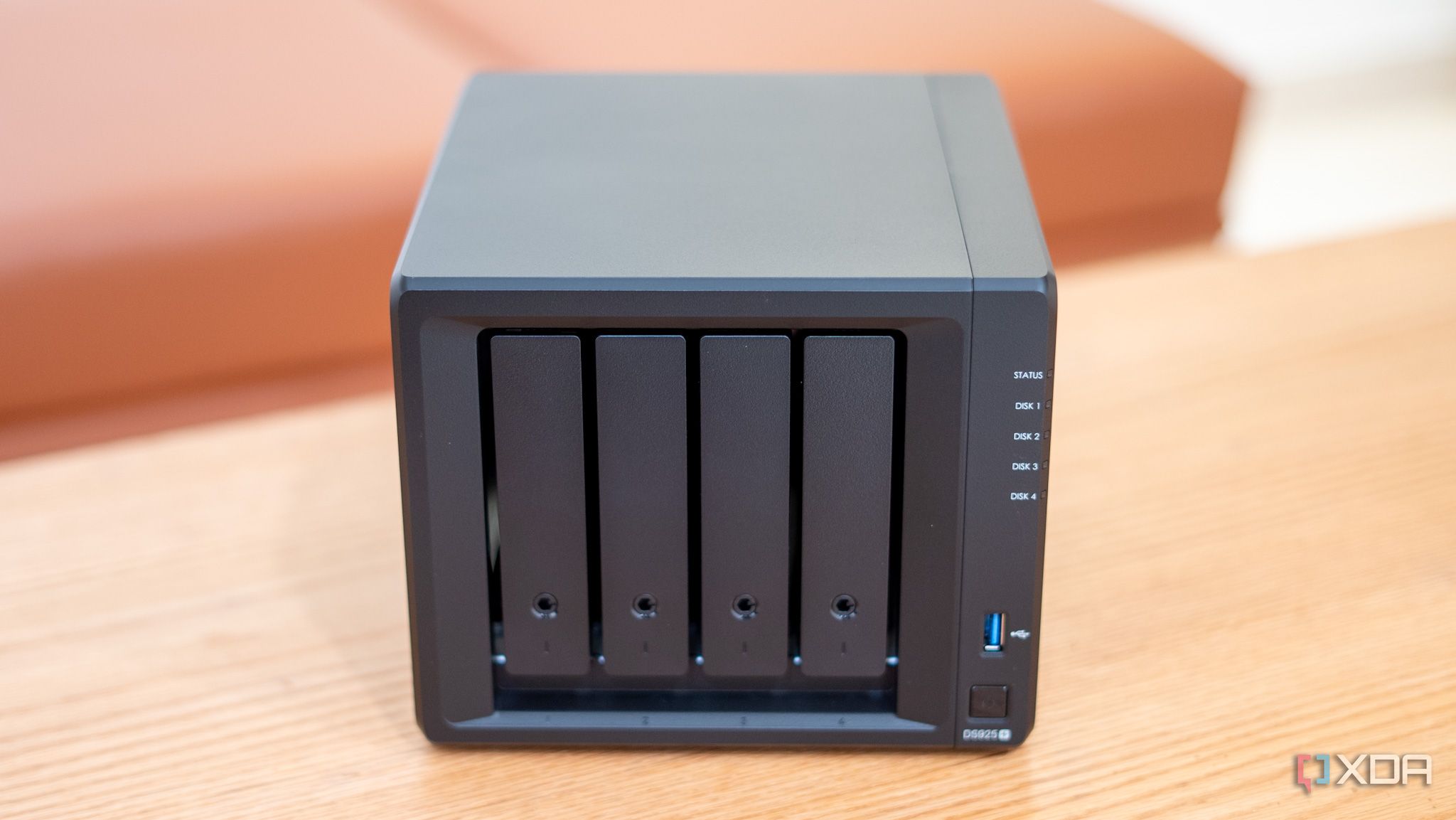 synology-ds925-plus-front-