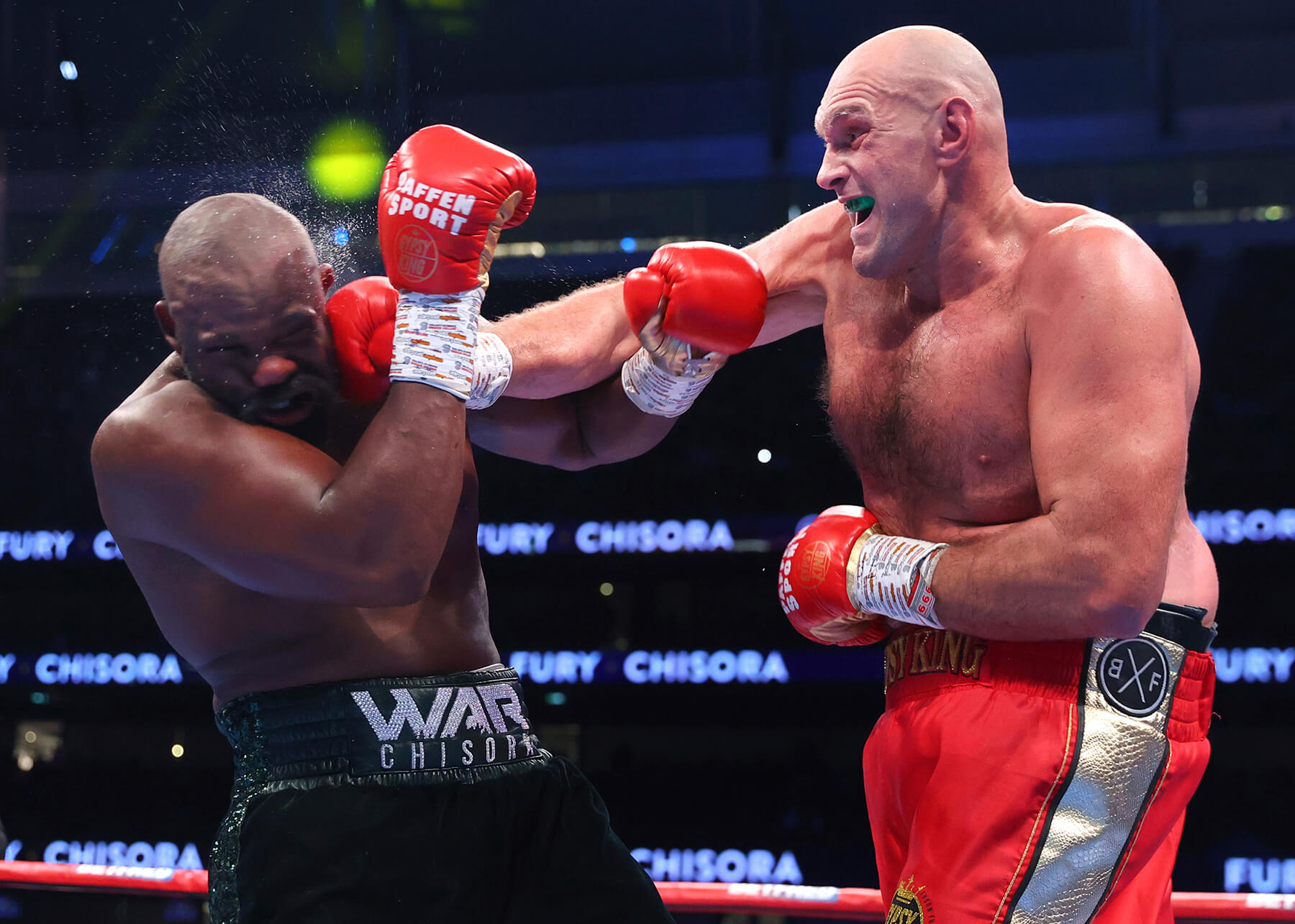 Tyson Fury retains WBC heavyweight belt with 10th-round TKO win