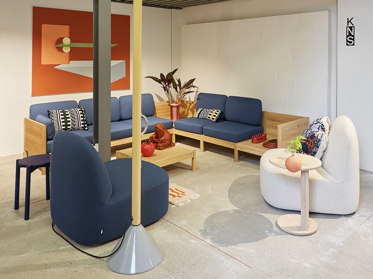 KARIMOKU NEW STANDARD CASTOR LOBBY SOFA SYSTEM TABLE / カリモク