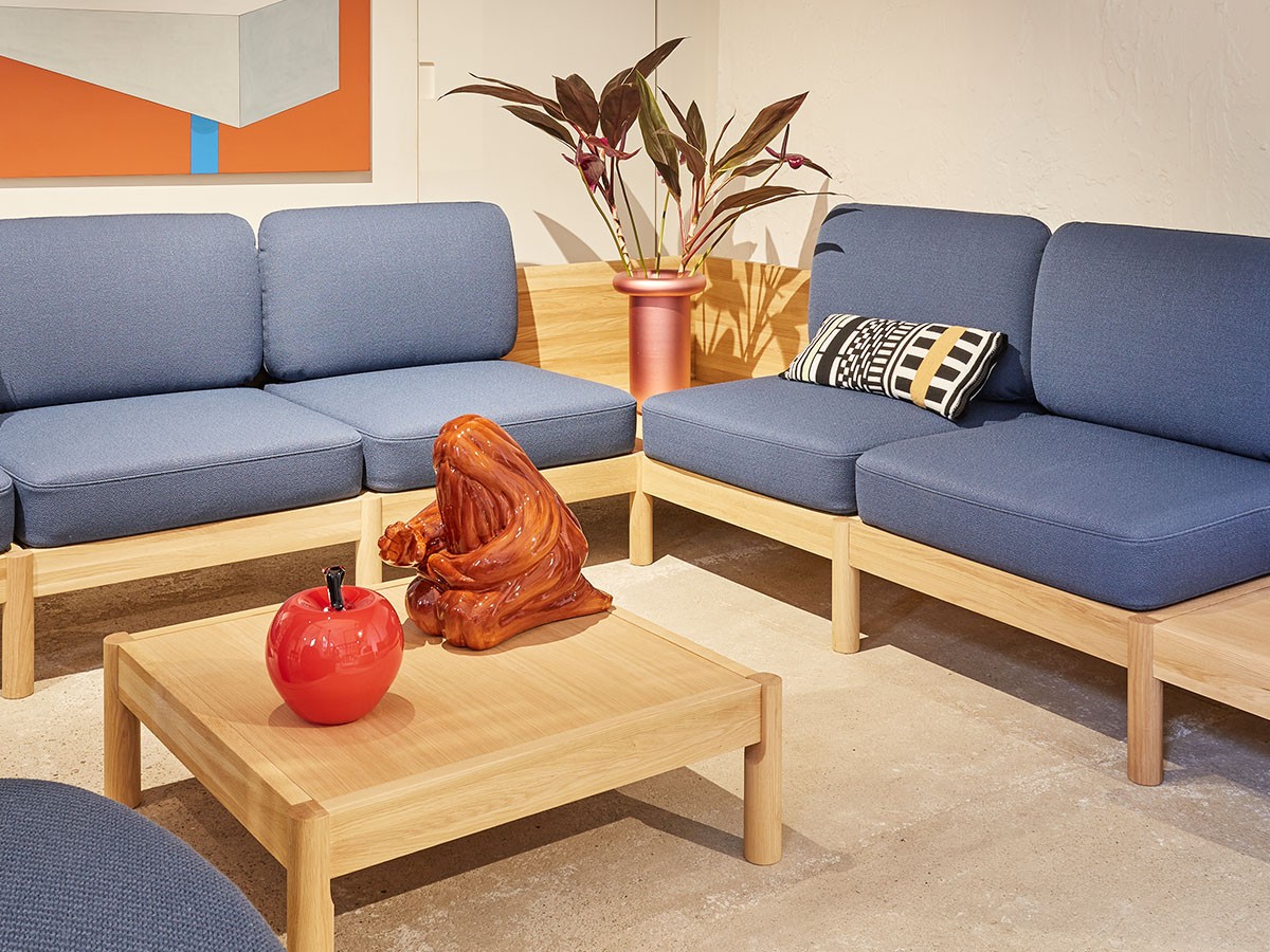 KARIMOKU NEW STANDARD CASTOR LOBBY SOFA SYSTEM TABLE / カリモク