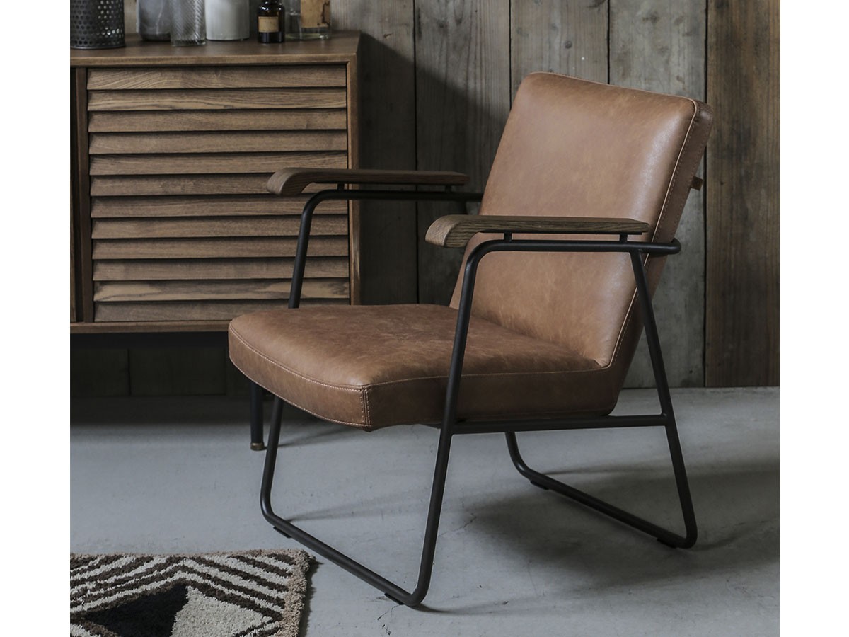 tabu CAP SOFA / タブー キャップ 1人掛けソファー（リサイクルレザー